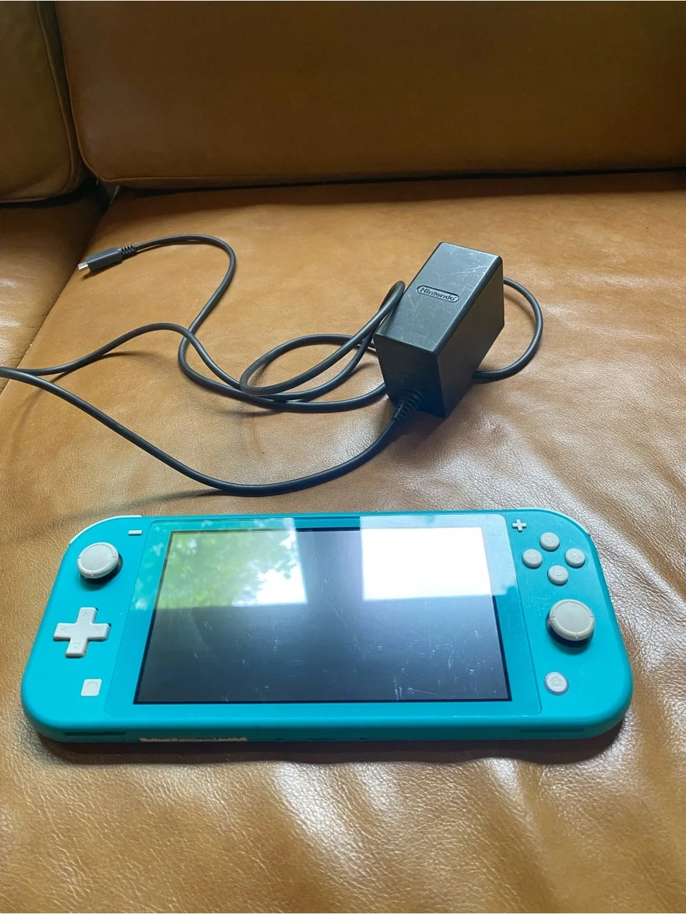 Nintendo Switch Lite – Turquoise – Excellent Condition w/ Charger - Picture 1 of 3